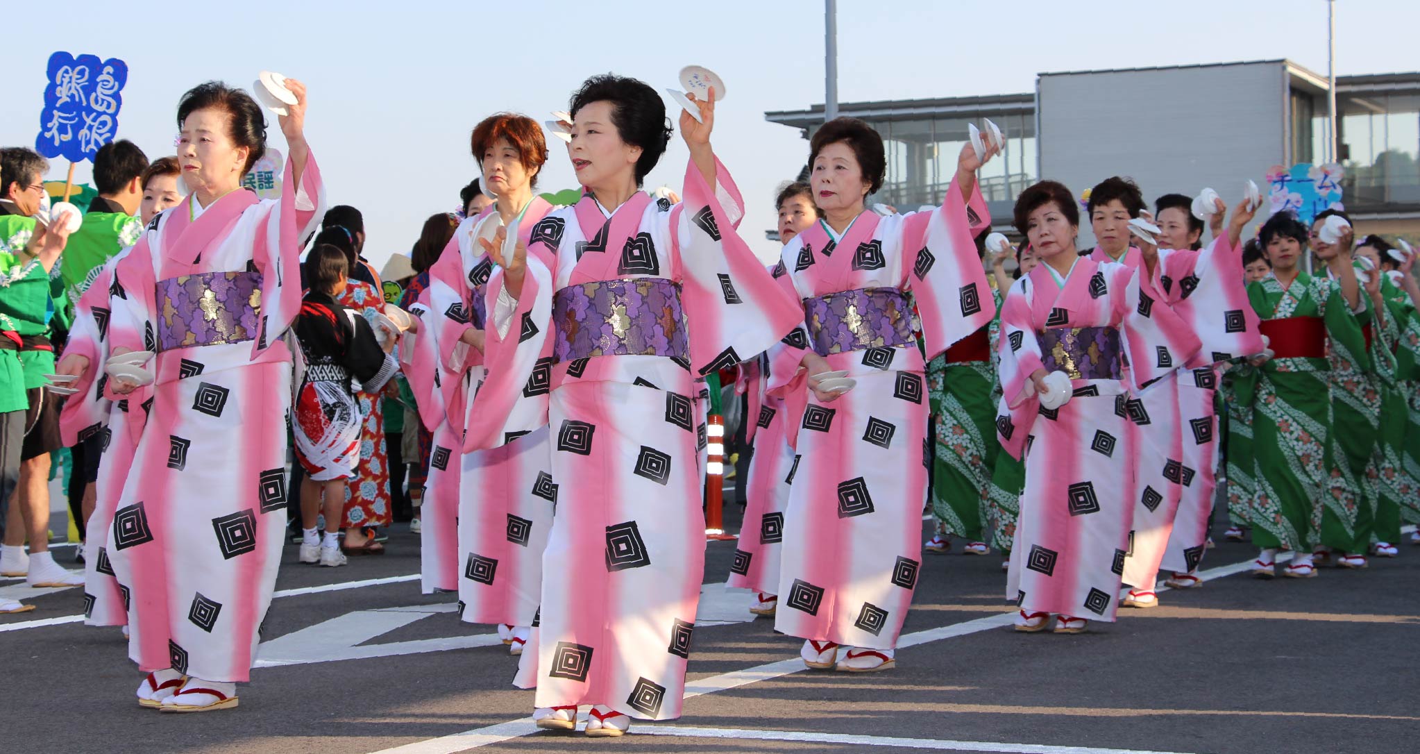 しげさ踊りパレード